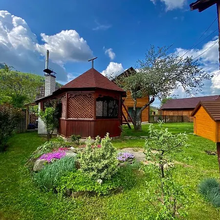Guest house зоряні ночі Mykulychyn